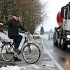 Der neugegründete Bürgerverein Ruhestetten um den Vorsitzenden Gerhard Lohr möchte eine Radwegverbindung nach Aach-Linz schaffen, damit ...