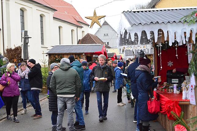 Bild 12: Bilder vom 24. Heudorfer Christkindlemarkt
