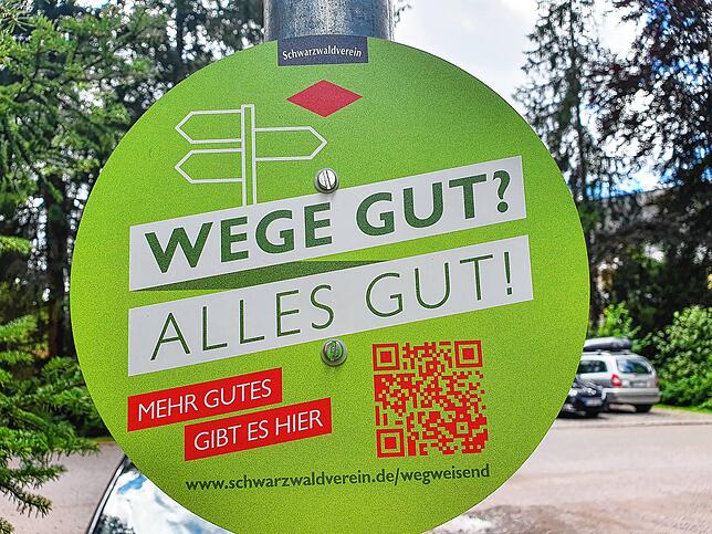Das ist der Anspruch, stolz beplankt am Waldparkplatz bei der Villinger Tannenhöhe.
