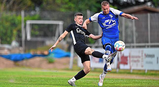 Bild 3: SG FC Wehr/Brennet siegt 3:2 beim FC Hauingen – und wir haben Bilder!
