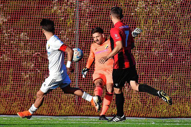 Bild 21: FSV Rheinfelden gewinnt Hochrhein-Derby beim SV 08 Laufenburg mit 2:1 &ndash; und wir haben Bilder!