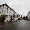 Das Hotel Schlossgarten wird seit 2016 vom Landratsamt Flüchtlingsunterkunft genutzt. An der Stelle könnte ein Hochhaus entstehen, sieht ...