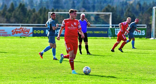 Bild 5: SV Jestetten gewinnt 3:1 beim FC Schlüchttal &ndash; und wir haben Bilder!