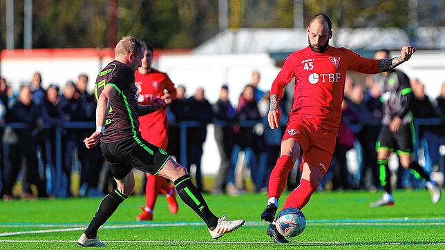 Silvio Battaglia (hier noch im Trikot des 1. FC Rielasingen-Arlen) tritt mit dem SC Pfullendorf bei seinem Ex-Club im Hegau an.