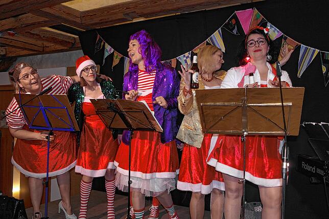 Bild 22: Frauenfasnet in Markdorf: „Was für ein Zirkus“ – Bilder vom närrischen Spektakel