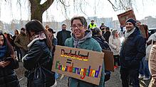 Bild : Demo vom Herosé-Park bis zum Stadtgarten: Konstanz geht auf die Straße – wir haben die Bilder!