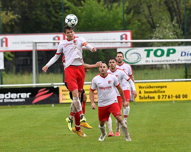 Bild 16: FC Wallbach siegt 2:1 gegen den FC RW Weilheim – und wir haben die Bilder!