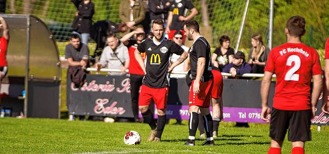 Bild 6: FC Wallbach besiegt den FC Hochrhein mit 1:0 &ndash; und wir haben Bilder!