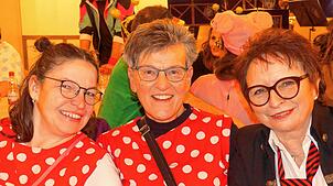 Bild : So bunt war der ‚Bär in der Bütt‘ in Bermatingen: Die besten Bilder vom traditionsreichen Event