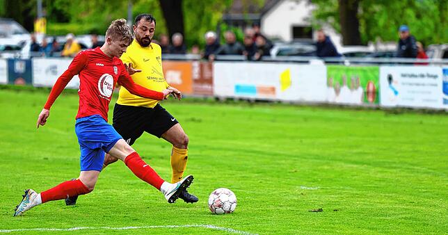 Bild 14: Die besten Bilder vom Spitzenspiel der Bezirksliga Bodensee zwischen Öhningen-Gaienhofen und Salem!