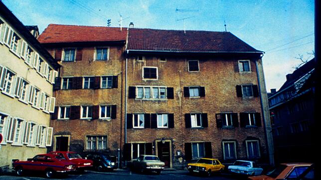 Das Gasthaus zum Adler, ehemaliges Stadtschloss der Herren von Engen, machte vor der Sanierung keinen herrschaftlichen Eindruck. Der ...