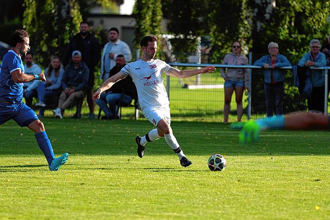 Bild 35: FC Erzingen gewinnt Derby beim SV Jestetten vor 400 Zuschauern mit 3:1 – und wir haben Fotos!