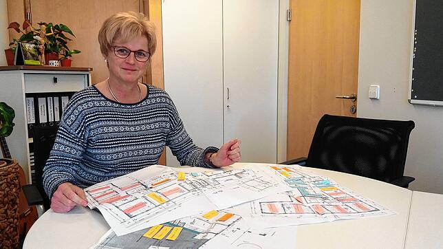 Julie Adam, Rektorin der Teuringer-Tal-Schule, sieht bei ihren Schülern eher eine Stärkung der Lesekompetenz. Viele Eltern hätten ...