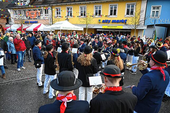 Bild 17: Die schönsten Bilder vom Narrenumzug in Tiengen &ndash; Teil 1