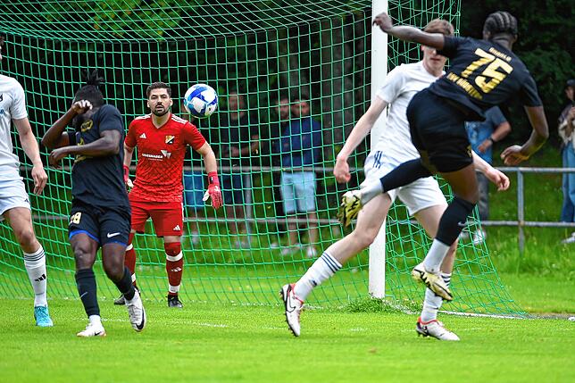 Bild 36: SV 08 Laufenburg verpasst den Aufstieg beim ESV Südstern Singen mit 1:4 – und wir haben Bilder!
