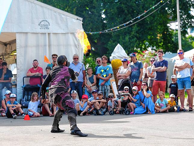 Bild 5: Kulturufer in Friedrichshafen: Buntes Treiben am Tag (Teil 1)
