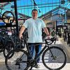 Interims Filialleiter Raik Hoffmann in dem neuen Fahrradladen auf Herdenen. Die Kette, für die er arbeitet. ist jetzt auch in VS ...