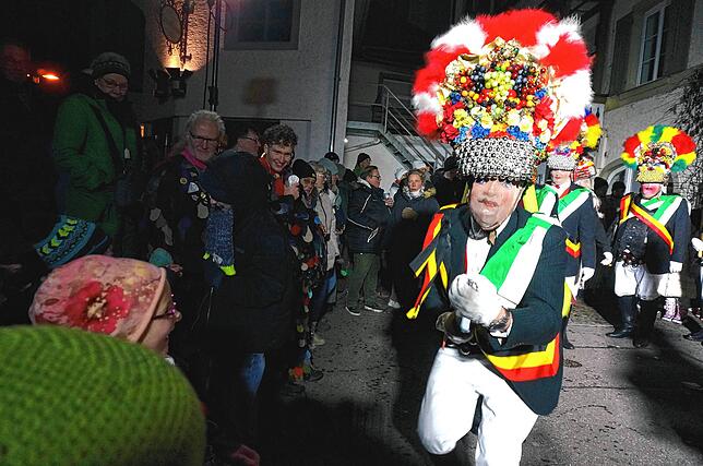 Bild 17: So schön ist Narren-Brauchtum – die Bilder vom Hochrhein-Narrentreffen der Narro-Zunft Waldshut