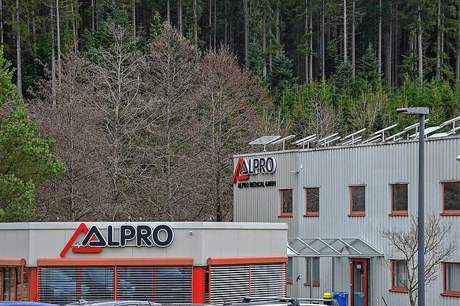 Das Firmengebäude von Apro Medical in Peterzell. Das Unternehmen wurde schon mehrfach erweitert, aktuell trägt sich die ...