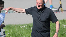 Michael Krause, Trainer des FC Überlingen, sah sein Team zwar 3:0 in Front, aber erst in der vorletzten Minute machte es mit dem 4:2 den ...