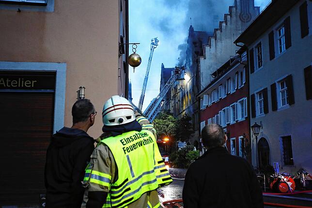 Bild 25: Am Morgen danach: So sieht es nach dem Großbrand in der Zollernstraße aus
