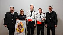 Ehrungen für 40 Jahre und 15 Jahre im Einsatz für die Bevölkerung (von links): Ralf Rieple, Bürgermeisterin Marion Frei, Felix Waßmer ...