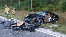 Bild : Renault kracht auf B 523 bei Eßlingen mit Porsche zusammen