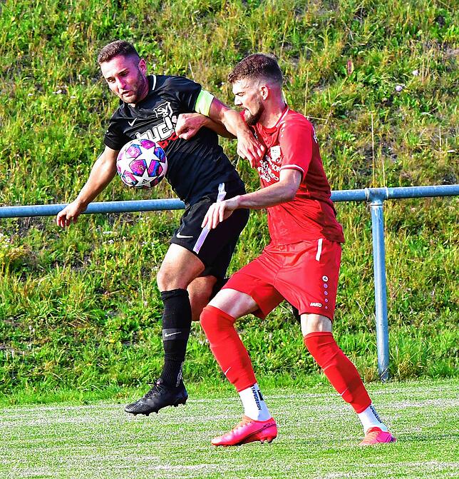 Bild 3: FC Schlüchttal unterliegt zu Hause auch dem SV Buch &ndash; und wir haben Bilder!