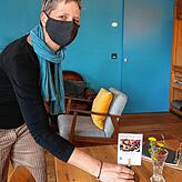 Claudia Zillich setzt im Café Karamell im November auf Mitnahme-Angebote, zum Beispiel „Frühstück to go“.
