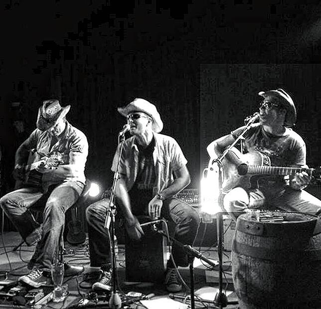 Unplugged DeVilles geben ihr Comeback bei der Markdorfer Musiknacht. Sie spielen in der Mittleren Kaplanei.