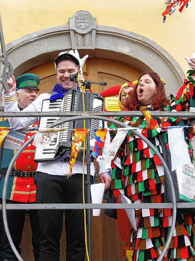 Bild 15: Die besten Bilder vom Rathaussturm in Hilzingen