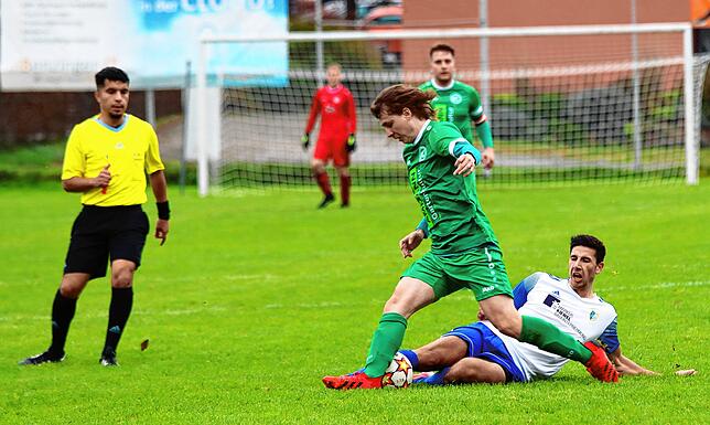 Bild 17: Die besten Bilder vom Bezirksliga-Derby im Mindlestal