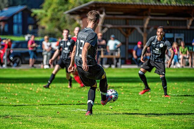 Bild 12: FC Hochrhein gewinnt gegen den FC Grießen mit 4:1 &ndash; und wir haben Bilder!