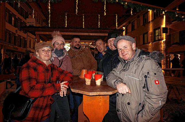 Bild 7: Weihnachtsmarkt macht einfach Spaß: Die schönsten Bilder aus Waldshut vom Samstagabend