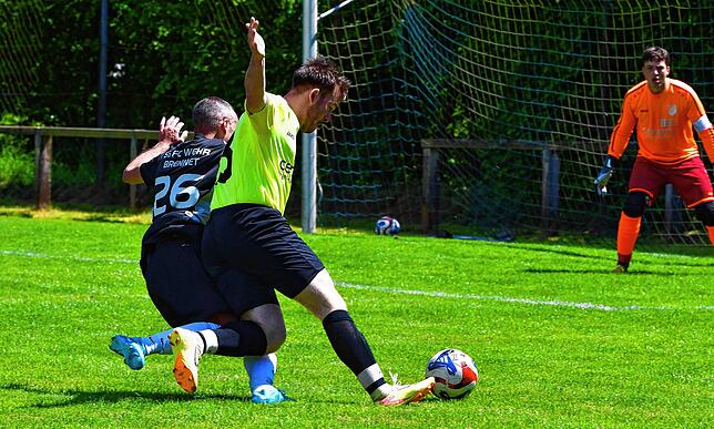 Bild 32: SV Eschbach siegt 3:0 bei Spitzenreiter SG FC Wehr/Brennet II – und wir haben Fotos!