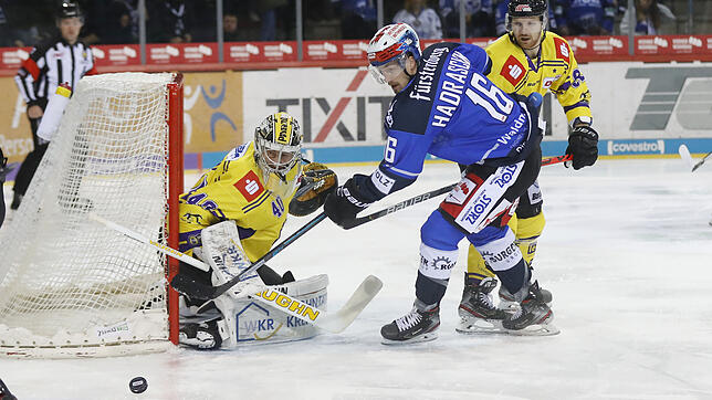 Schwenningens Stürmer Max Hadraschek musste sich seinen Erfolg als Eishockey-Profi hart erarbeiten. Bild: Roger Müller