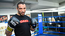 Firat Arslan, Boxer im Cruisergewicht, in seiner Trainingshalle.