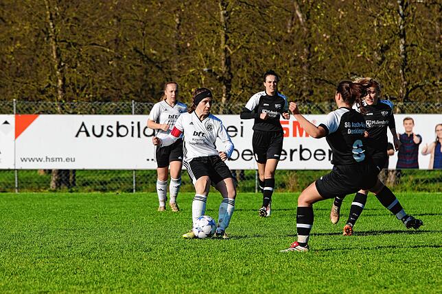 Bild 22: Klarer Sieg für die SG Aach-Linz/Denkingen! Die Bilder zur Landesliga-Partie im Deggenhausertal