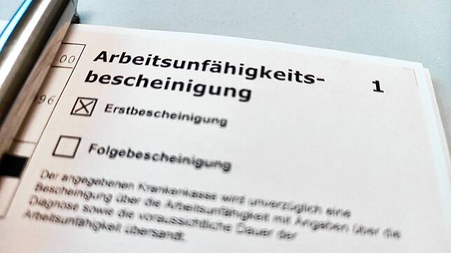 Die Arbeitsunfähigkeitsbescheinigung des Südkurier Hochrheinreporters Nico Talenta: Auch er lag mit Fieber eine Woche krank zu Hause.