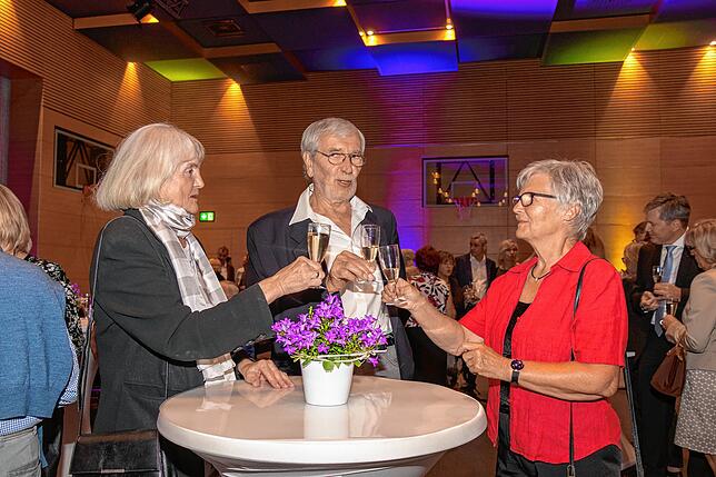 Bild 3: Bilder vom Festakt zur Eröffnung der Waldshuter Stadthalle mit Sänger Max Mutzke