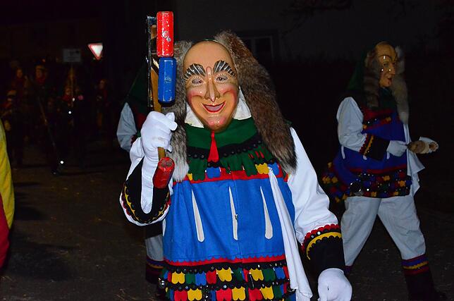Bild 2: Bilder vom närrischen Nachtumzug in Eigeltingen