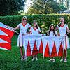 Die Fahnenschwingerinnen Tiengen: Madeleine Scharf, Lea Ebner, Anna Völkle und Lena Jensen (von links). Neben ihnen besteht die Gruppe ...