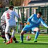 Nils Mayer (TuS Binzen, #09) scheitert in dieser Szene an Keeper Matthias Kaiser (FC RW Weilheim, #01). GER, TuS Binzen &ndash; FC RW ...