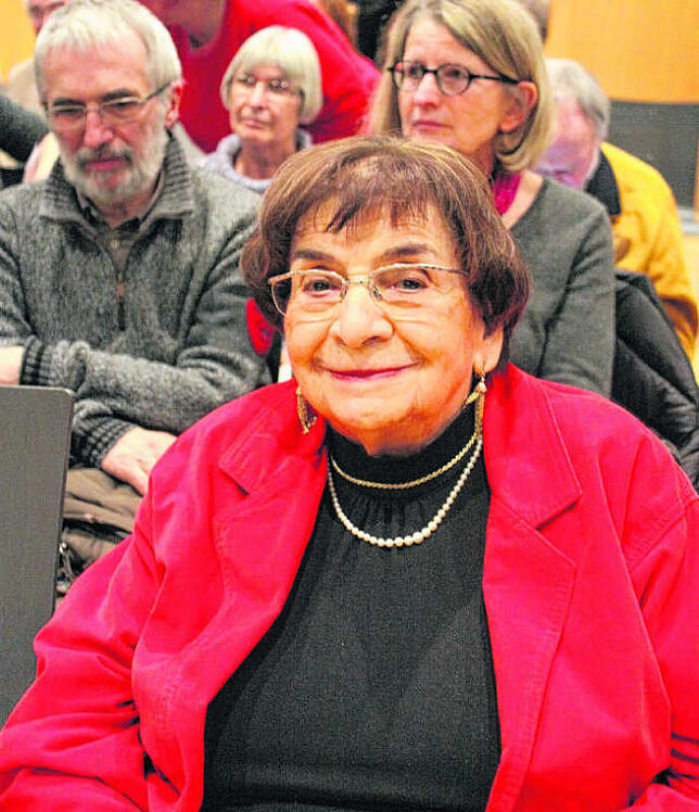Ursula Mamlok war 2015 als Zeitzeugin in Konstanz. Ein Jahr später ist sie verstorben. Bild: Claudia Rindt