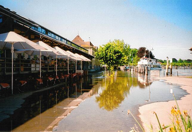 Bild 21: Archivbilder vom Hochwasser 1999 in Konstanz!