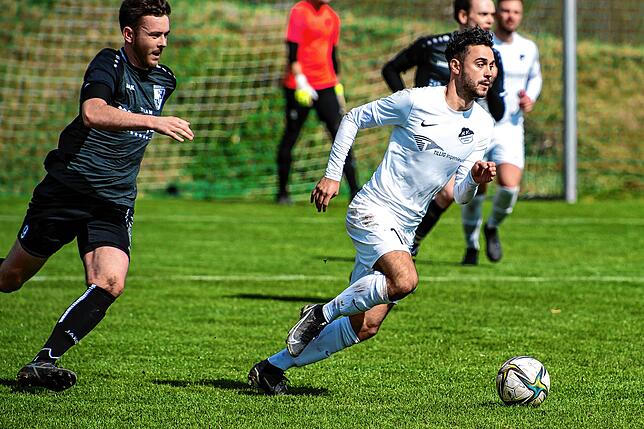 Bild 27: SV Waldhaus besiegt den SV Rheintal glatt mit 4:0 &ndash; und wir haben Bilder!