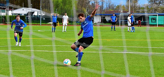 Bild 20: SG Mettingen/Krenkingen setzt sich mit 4:1 beim VfB Waldshut durch &ndash; und wir haben Bilder!