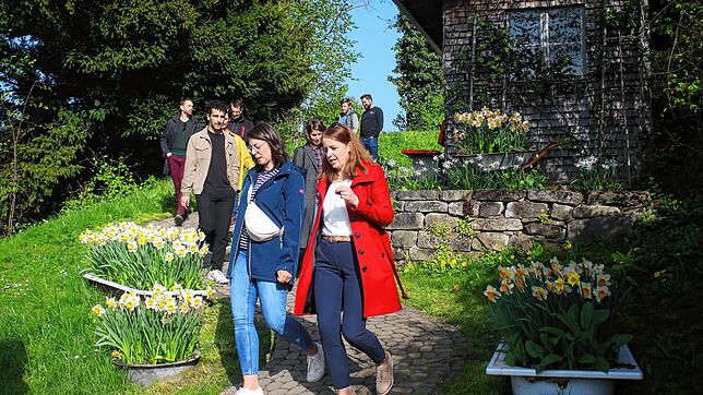 Sehr gute Gespräche gab es unter den Teilnehmern beim Founder Walk – hier in den Rosenobelgärten.