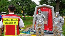 Im Engener Erlebnisbad ist es am Samstag zu einem Chlorgasunfall gekommen. Die Feuerwehr konnte den Unfallbereich unter dem ...