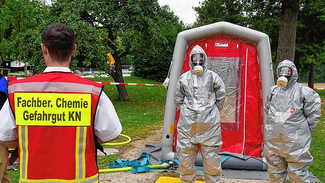 Im Engener Erlebnisbad ist es am Samstag zu einem Chlorgasunfall gekommen. Die Feuerwehr konnte den Unfallbereich unter dem ...